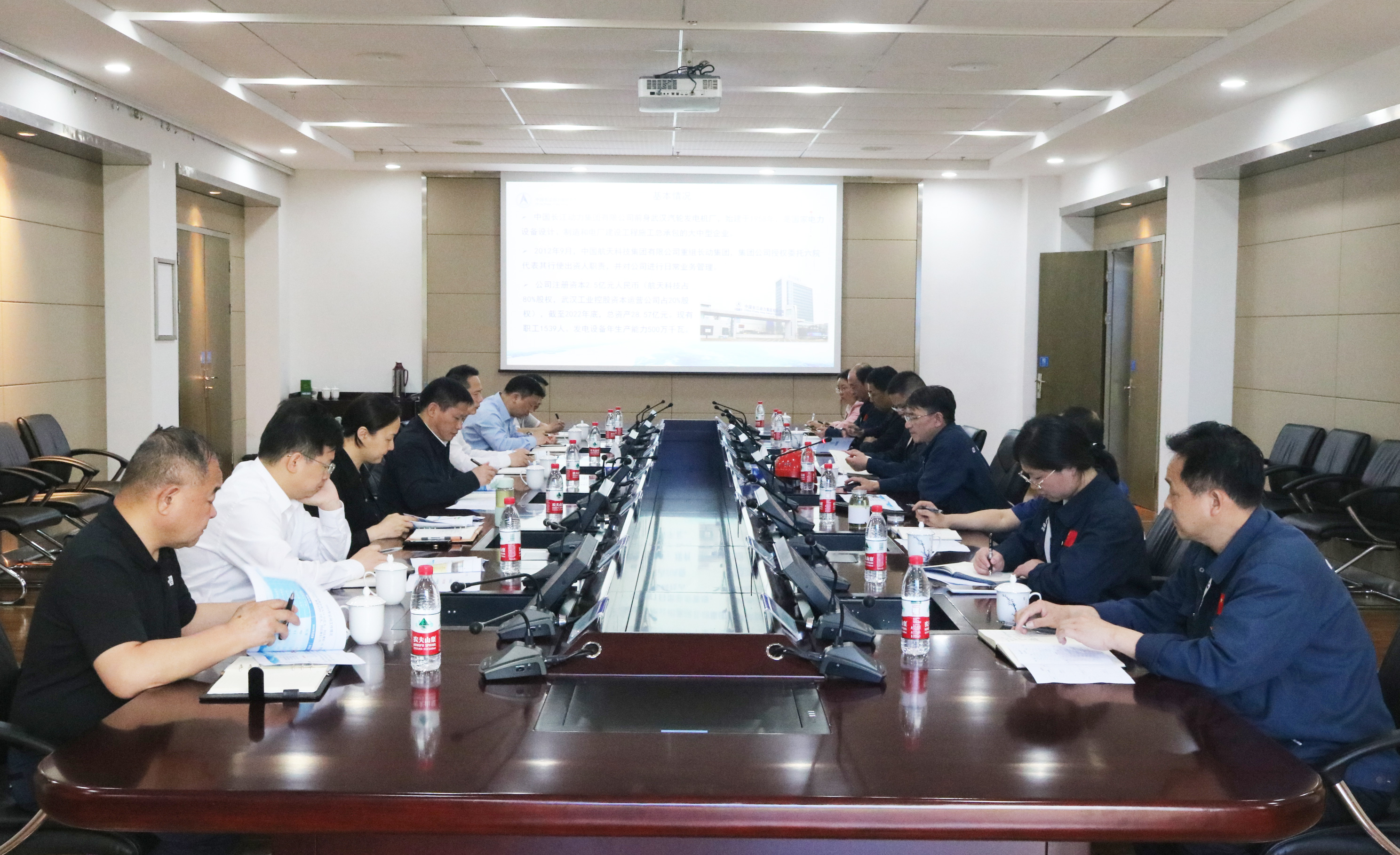 1713843594427441.jpg 会场.jpg